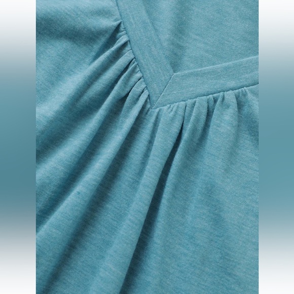 BloomChic Plus Size Solid Heather Gathered Ruffle Sleeve T-shirt - Picture 4 of 8